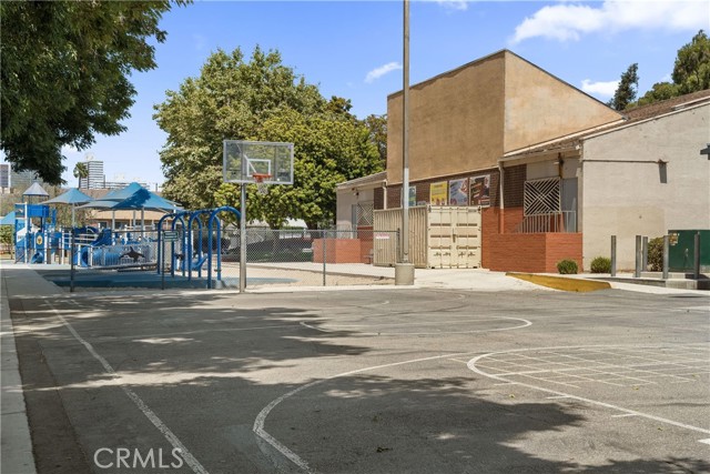 Detail Gallery Image 30 of 48 For 1616 Granville Ave #202,  Los Angeles,  CA 90025 - 2 Beds | 2 Baths