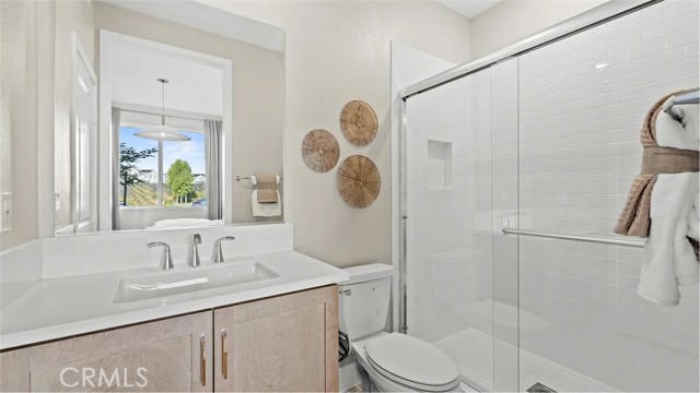 Detail Gallery Image 24 of 39 For 924 Chinon, Irvine,  CA 92618 - 4 Beds | 3/1 Baths