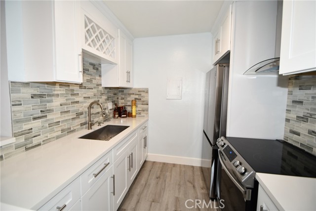 7740 Redlands Street, M3078 photo 3
