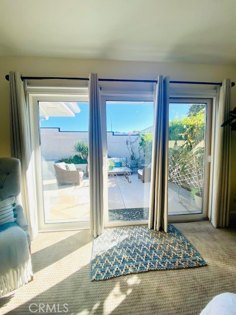 820 Gardenia Way, Corona del Mar CA: https://media.crmls.org/medias/143aae89-3b2c-4715-bb4e-40fed8f3474f.jpg