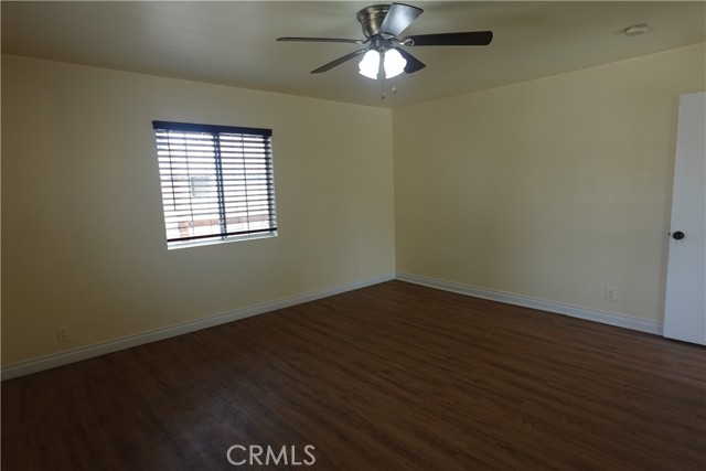956 S Philadelphia Street, Anaheim CA: https://media.crmls.org/medias/143b997b-0668-4fd8-83ed-f860b16f200a.jpg