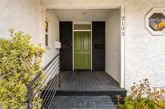 Detail Gallery Image 2 of 30 For 2102 Ostrom Ave, Long Beach,  CA 90815 - 3 Beds | 2 Baths