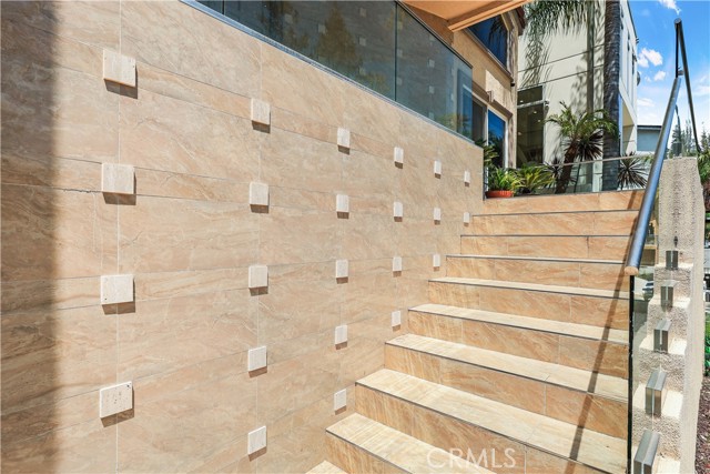 3751 Prestwick Drive, Los Angeles CA: https://media.crmls.org/medias/143be98a-760b-41c0-90cc-84a372ad1b6f.jpg