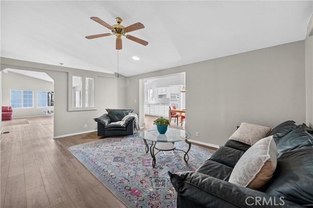 3530 Damien Avenue, 40 photo 21
