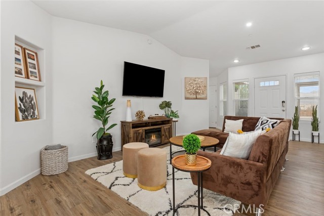 Detail Gallery Image 8 of 45 For 62382 Crestview Dr, Joshua Tree,  CA 92252 - 3 Beds | 2 Baths