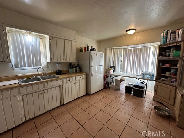 332 S Spring Street, Blythe CA: https://media.crmls.org/medias/143ca303-5972-40e3-b8e7-33d4272751b5.jpg