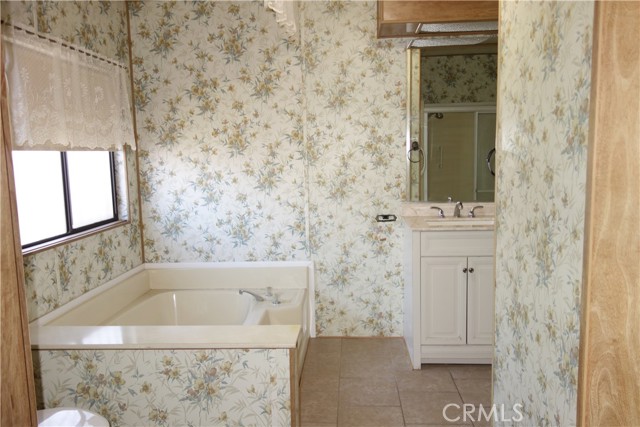 Detail Gallery Image 19 of 34 For 202 Flora Vista St, San Jacinto,  CA 92582 - 2 Beds | 2 Baths