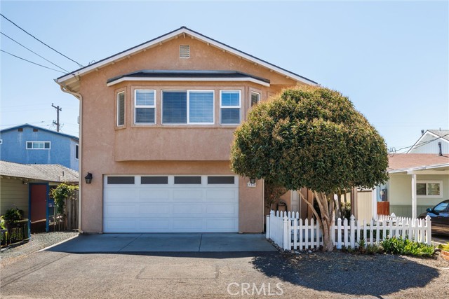 Detail Gallery Image 1 of 34 For 350 Luzon St, Morro Bay,  CA 93442 - 3 Beds | 2/1 Baths