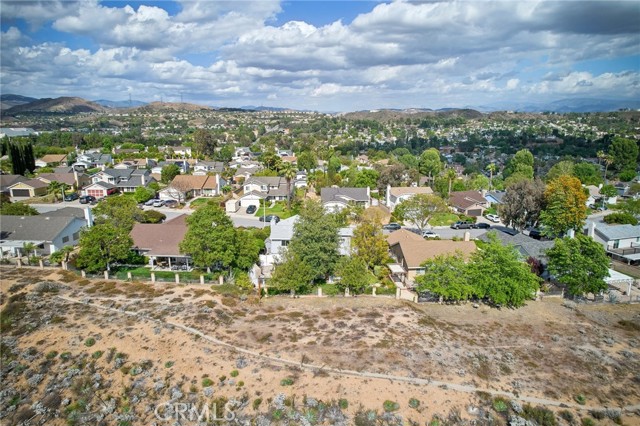 Detail Gallery Image 40 of 47 For 27959 Palmetto Ridge Dr, Valencia,  CA 91354 - 4 Beds | 2/1 Baths