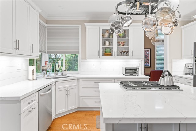 Detail Gallery Image 13 of 63 For 33 Calavera, Irvine,  CA 92606 - – Beds | – Baths