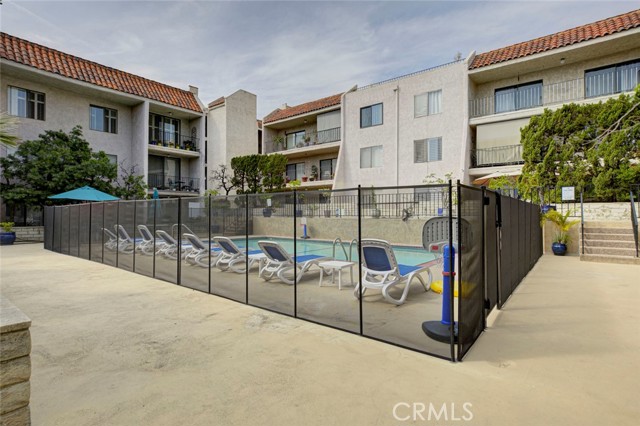 Detail Gallery Image 6 of 35 For 1401 Valley View #206,  Glendale,  CA 91202 - 2 Beds | 2 Baths