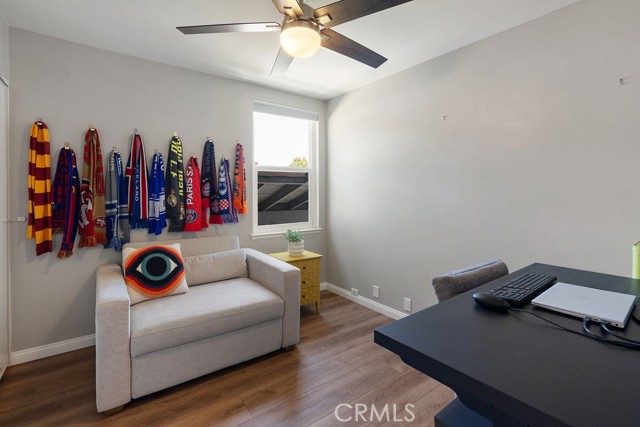 Detail Gallery Image 34 of 34 For 1925 Meadow Brook Ct, Thousand Oaks,  CA 91362 - 4 Beds | 2/1 Baths