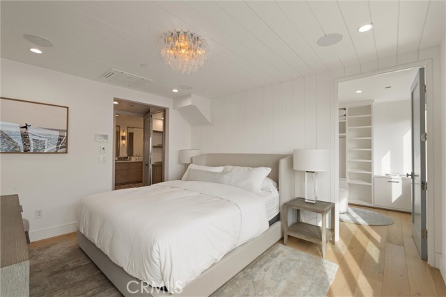 Detail Gallery Image 10 of 17 For 2200 the Strand #B,  Manhattan Beach,  CA 90266 - 3 Beds | 2 Baths