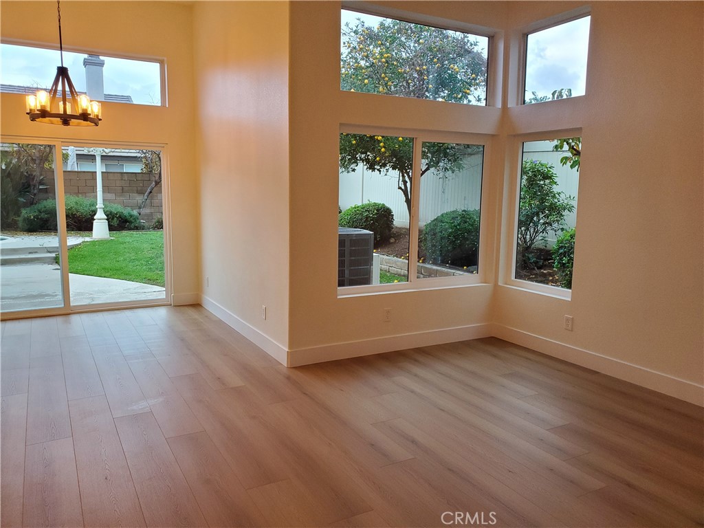 MLS #OC25261942 image #28