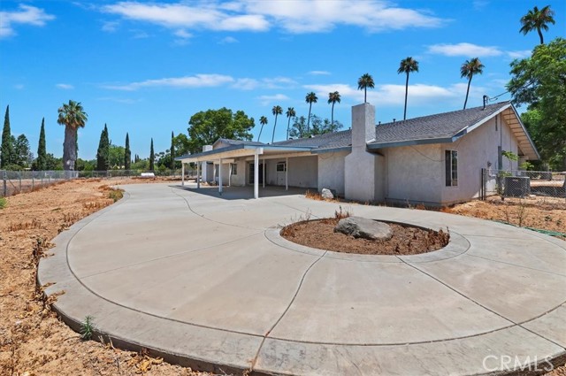 8853 Dufferin Avenue, Riverside CA: https://media.crmls.org/medias/1442f2bd-9f68-4420-9257-3e4f5357c21e.jpg