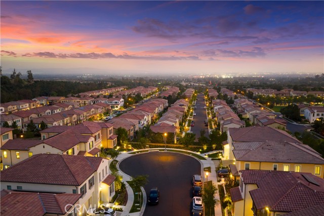 52 Longchamp, Irvine CA: https://media.crmls.org/medias/14435b44-15ec-4752-9e6c-1595b895bfb6.jpg