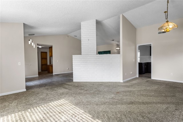 Detail Gallery Image 10 of 35 For 869 Redlands Ct, Merced,  CA 95348 - 4 Beds | 2 Baths