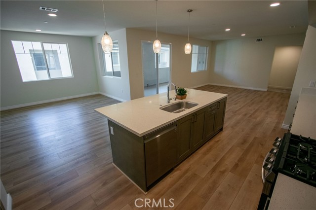 Detail Gallery Image 16 of 54 For 2850 Wagon Wheel Rd, Oxnard,  CA 93036 - 2 Beds | 2 Baths