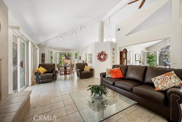 1989 Royal, San Luis Obispo CA: https://media.crmls.org/medias/144402d4-b822-4ee0-8951-05dcc2d69562.jpg