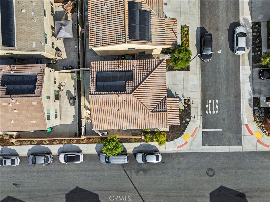 https://media.crmls.org/medias/1444b95b-d01e-4e5e-a173-5ed0451d5c2e.jpg?preset=X-Large