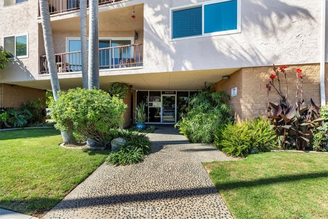 Detail Gallery Image 24 of 36 For 3609 E 2nd St #407,  Long Beach,  CA 90803 - 2 Beds | 2 Baths