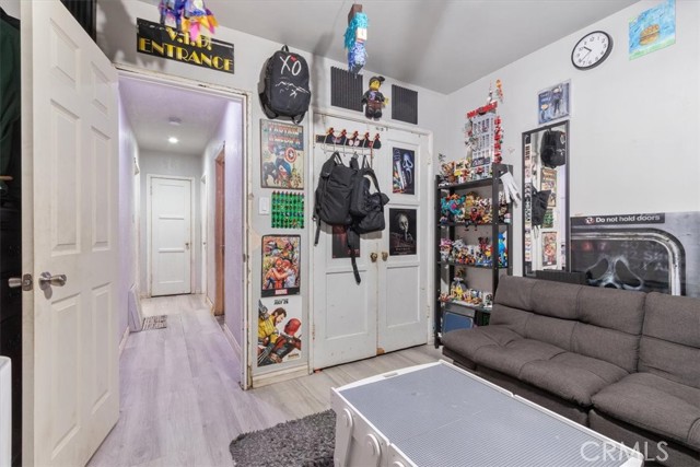 13273 Sunburst Street, Pacoima CA: https://media.crmls.org/medias/14459e59-f873-4062-8a69-6fe56b018155.jpg