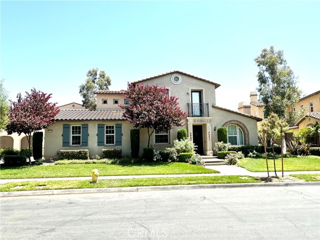 Detail Gallery Image 1 of 23 For 4359 Altivo Ln, Corona,  CA 92883 - 5 Beds | 3 Baths