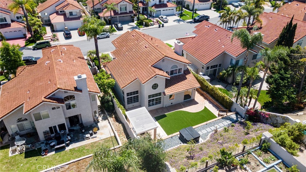 MLS #OC25179992 img 57