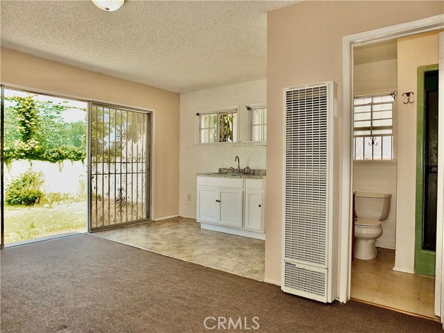 Detail Gallery Image 9 of 12 For 3743 W 132nd #REAR,  Hawthorne,  CA 90250 - 1 Beds | 1 Baths