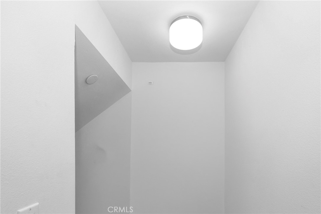 https://media.crmls.org/medias/144695a8-35ec-4090-b15a-f76575cd801a.jpg?preset=X-Large