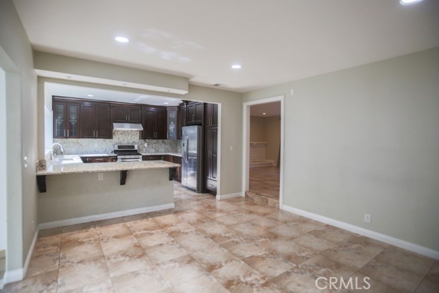 9211 JULIE BETH Street, Cypress CA: https://media.crmls.org/medias/14476a7e-95ff-4821-beb3-c7465dcd3e30.jpg