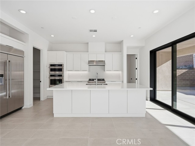 Detail Gallery Image 8 of 41 For 75133 Radford Dr, Palm Desert,  CA 92211 - 4 Beds | 4 Baths