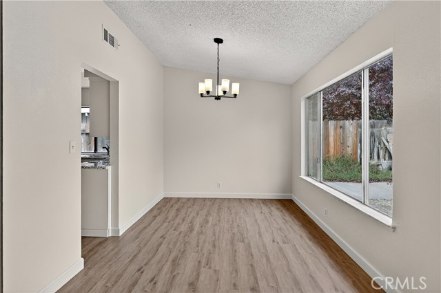 Detail Gallery Image 8 of 52 For 3338 Columbia, Merced,  CA 95340 - 4 Beds | 2 Baths