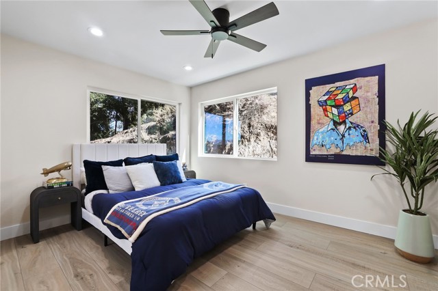 9425 Gierson Avenue, Chatsworth CA: https://media.crmls.org/medias/1449c9b5-be42-41fd-8d68-b9d729cf7c7d.jpg
