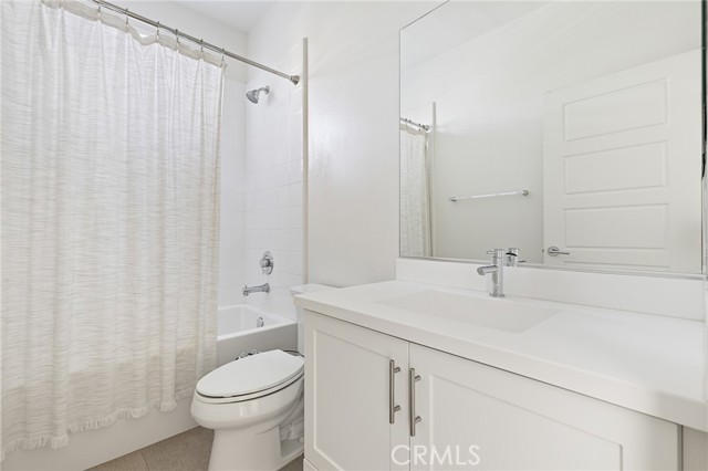 107 Menkar, Irvine CA: https://media.crmls.org/medias/1449da4e-9ad2-469b-9bb1-a1252bf48b37.jpg
