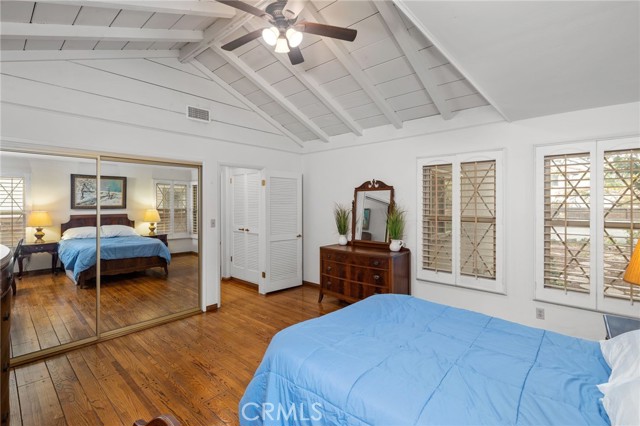 113 Vista Del Parque, Redondo Beach, California 90277, 2 Bedrooms Bedrooms, ,1 BathroomBathrooms,Residential,Sold,Vista Del Parque,SB24098927