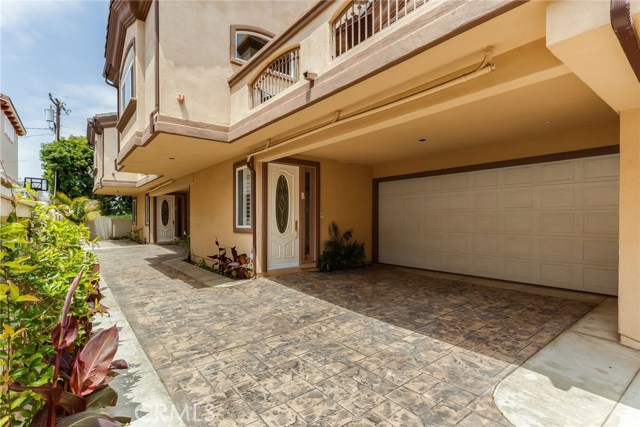 2113 Mathews, Redondo Beach, California 90278, 3 Bedrooms Bedrooms, ,2 BathroomsBathrooms,Residential,Sold,Mathews,SB18126047