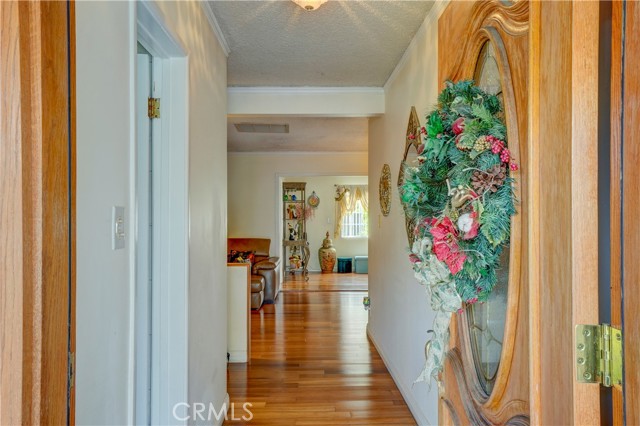 Detail Gallery Image 10 of 59 For 7115 Park Manor Ave, North Hollywood,  CA 91605 - 4 Beds | 2 Baths