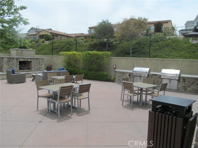 18608 Cedar Crest Drive, Canyon Country CA: https://media.crmls.org/medias/144b0b23-c5ce-40ff-8a3f-fe63fc14c54b.jpg