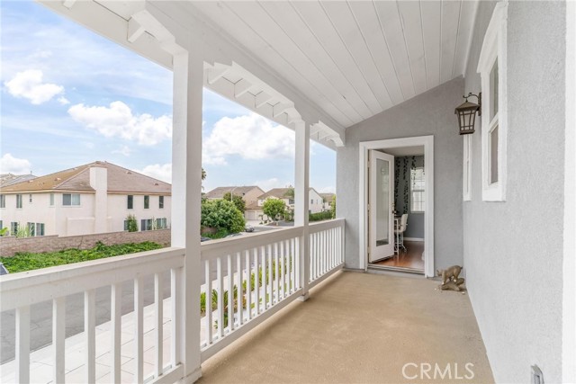 7681 Stonegate Drive, Eastvale CA: https://media.crmls.org/medias/144b9893-0fb7-420f-8e81-d9b8406ebaac.jpg
