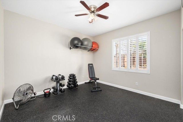 29185 Wrangler Drive, Murrieta CA: https://media.crmls.org/medias/144bcccc-23a3-42cb-a4ff-2314c9ac55fd.jpg