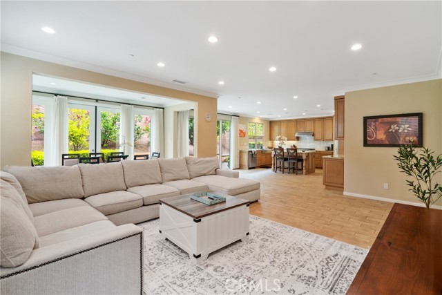 61 Crestwick