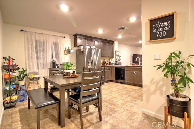 Detail Gallery Image 16 of 46 For 739 Marcus Ct, Merced,  CA 95341 - 4 Beds | 2 Baths