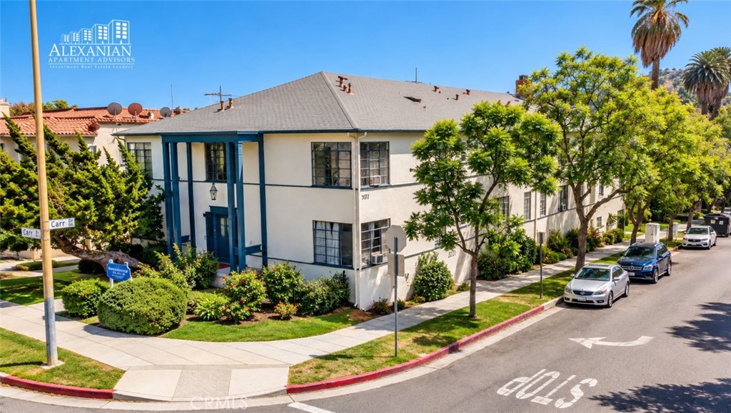 Apartment at 1600 E Broadway