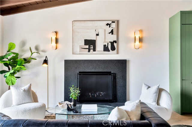819 Montecito Drive, Los Angeles CA: https://media.crmls.org/medias/144ee373-8037-4a5e-a7a3-dc1251980847.jpg