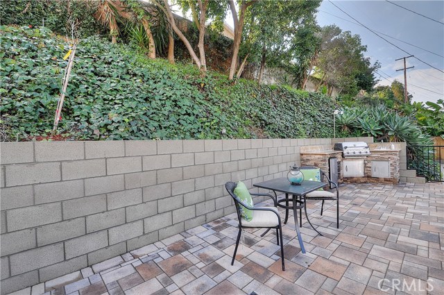 217 Vista Del Parque, Redondo Beach, California 90277, 4 Bedrooms Bedrooms, ,2 BathroomsBathrooms,Residential,Sold,Vista Del Parque,PV17010276