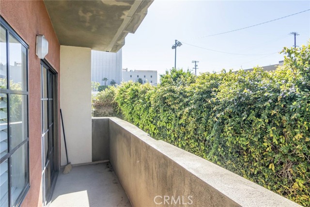 Detail Gallery Image 19 of 20 For 4543 Willis Ave #105,  Sherman Oaks,  CA 91403 - 2 Beds | 2 Baths
