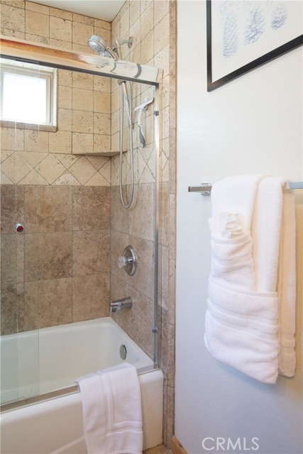 Detail Gallery Image 22 of 43 For 33589 Angeles Dr, Green Valley Lake,  CA 92341 - 2 Beds | 2/1 Baths