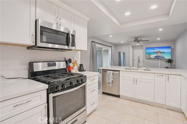 Detail Gallery Image 16 of 54 For 1973 Clear River, Hacienda Heights,  CA 91745 - 3 Beds | 3 Baths