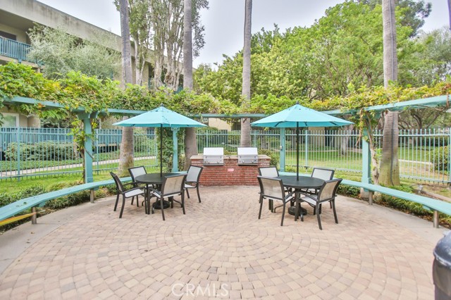 Detail Gallery Image 14 of 29 For 576 N Bellflower Bld #315,  Long Beach,  CA 90814 - 1 Beds | 1 Baths